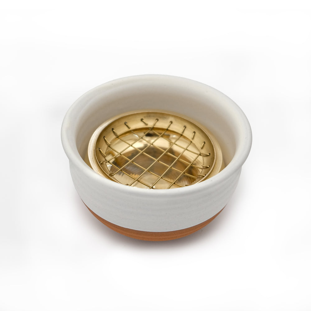 
                      
                        CERAMIC RITUAL BOWL : Ceramic Coop + MAMA LOUX
                      
                    